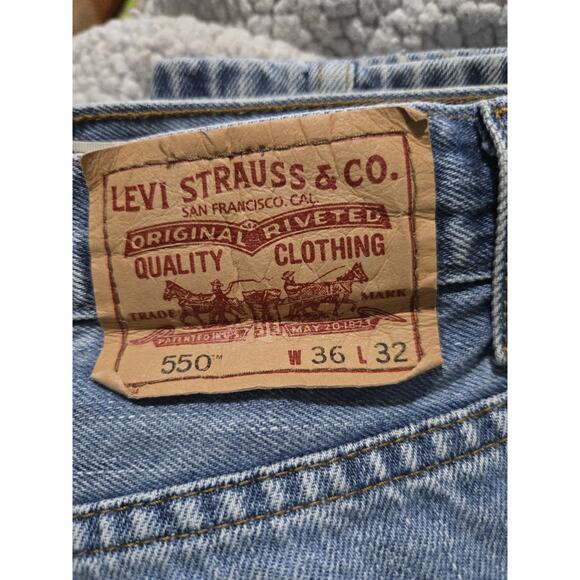 Levis 550 Mens Relaxed Fit Tapered Leg Light Jeans 100% Cotton, Size 36x32 - Picture 7 of 8